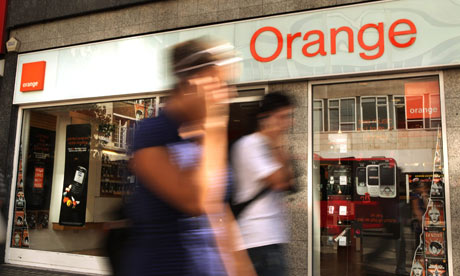 Orange-phone-shop-008.jpg