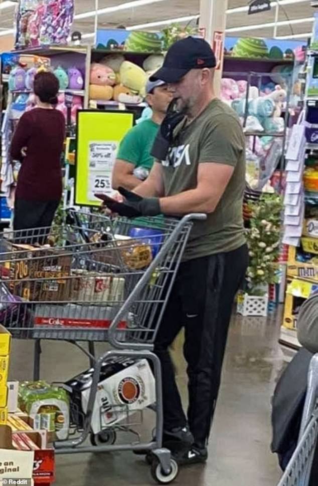 27276778-8226353-This_Walmart_shopper_from_somewhere_in_the_US_has_four_cases_of_-a-16_1587065100471.jpg